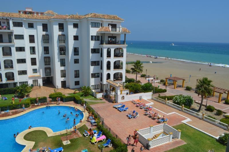 Апартаменты Penthouse Marina La Duquesa Манилва Экстерьер фото